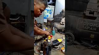 halimbawa Ng compressor na loos compression na [upl. by Leacim181]