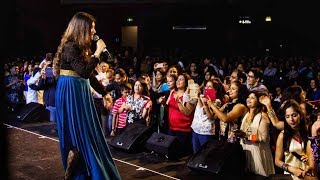 Alka Yagnik LIVE In Concert [upl. by Geraud]