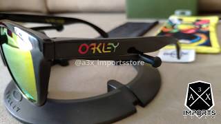 OAKLEY FROGSKINS VR46 [upl. by Akemrej]