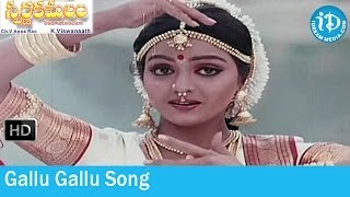 Gallu Gallu Song  Swarna Kamalam Movie Songs  Venkatesh  Bhanupriya  Ilayaraja Songs [upl. by Werdn932]