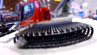 Faszination Modellbau Messe Friedrichshafen Pistenbully 300 [upl. by Eednak]