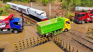 MOBIL TRUK CANTER FUSO OLENG DITABRAK KERETA API RC DUMTRUK TRONTON DAMKAR EXCAVATOR BEKO KERUK [upl. by Juli]