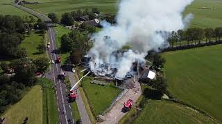 Grote brand verwoest zorgboerderij in Foudgum [upl. by Einial]