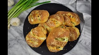 Garlic amp Scallion Cheese Bread No Knead Bread Recipe [upl. by Eittod768]