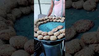 Bihar ka Famous Anarsa 😋  Tasty Crunchy Anarsa 😍  Indian street food  Indian dessertsFood vlogs [upl. by Harrat]