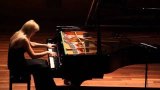 Valentina Lisitsa plays Liszts Hungarian Rhapsody No 2 [upl. by Kreda]