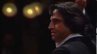 Beethoven  Riccardo Muti  Fifth Symphony  Concert at La Scala Theatre [upl. by Yrannav808]