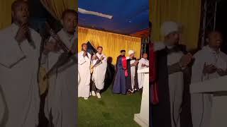 ወደ ምስራቅ እዩOrthodox tewahdo ethiopia shortshorts shortpants religion duet comedy [upl. by Ramo302]