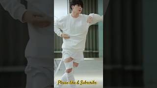 Main bavali Hun Teri 🥀 bus pyar hi Hai MangaBTS viral shotsBTSBTS membersBTS WhatsApp status [upl. by Ilecara]