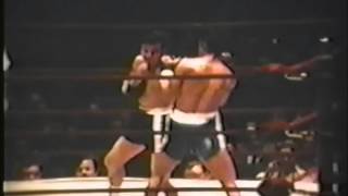 Old School Roberto Duran vs Benny Huertas  Madison Square Garden [upl. by Ycats]