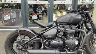 Triumph Bonneville Bobber Black [upl. by Attevroc743]