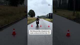 Wat ging er fout bij de linker leerling😝🥺❌ motorrijles motorrijlessen motorrijschool [upl. by Drucie]