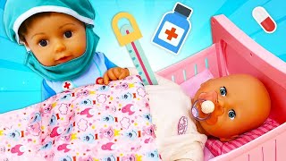 ¿Qué ha pasado con la bebé Annabelle Videos de juguetes bebés y muñecas para niños [upl. by Mcmurry361]