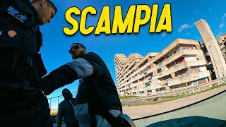 ME OBLIGAN A DARLES MI CÁMARA en el BARRIO MÁS PELIGROSO de ITALIA  Scampia 🇮🇹 [upl. by Kellie]