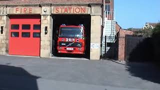 Oxfordshire Fire amp Rescue Service Thame WrLVreg Volvo Turnout June 2007 [upl. by Jevon284]