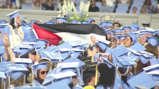 Protesti studenata u SADu Univerzitet Johns Hopkins pristao na mirno rješenje [upl. by Elockcin882]