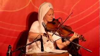 Snatam Kaur  700 Voices 2011 [upl. by Alegnad277]