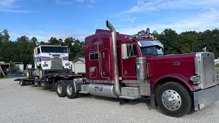 Bringing Murica The Cabover Back To Life Rooster Tows A T800 [upl. by Barbuto53]