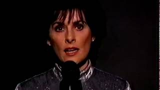 Enya  May It Be Live at Oscar 2001 [upl. by Yetnruoc383]