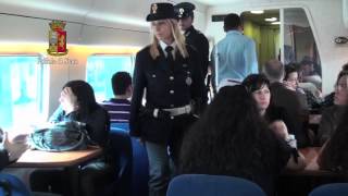 La polizia ferroviaria [upl. by Haimarej]