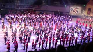 Musikschau der Nationen Bremen 2014  Finale Highland Cathedral [upl. by Mihalco]