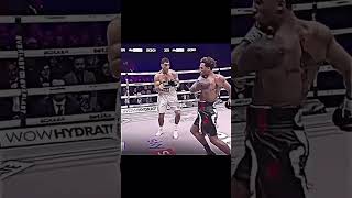 Парень умеет избивать от удара потрясающий бой boxing video new shorts [upl. by Schoening]