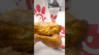 Chick Fil A spicy chicken sandwich 🥪 fyp chickfila losangeles chickensandwich pinayfoodie [upl. by Chader]