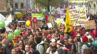 Kohle nein danke Tausende bei KlimaDemo in Bonn [upl. by Llehsar]