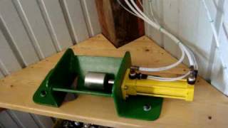 Pneumatic Aluminum Can Crusher [upl. by Roma428]