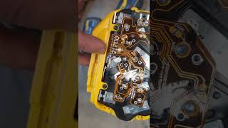 Flexvolt battery repair powertools repair dewalt diyenthusiasts powertoolrepair shortsvideo [upl. by Bogie779]