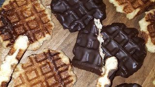 Gaufres de liège la meilleure recette simple et facile à la cannelle et au vanille chocolat 🍫 [upl. by Aicnelav457]