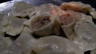 Pierogi z mięsem jak zrobić ciasto farsz przepis na domowy obiad [upl. by Atinnor]