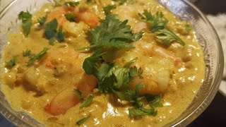 Crevettes au curry et lait de coco Prawns with curry and coconut milk [upl. by Eelam]