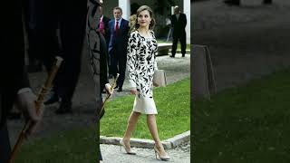 Queen Letizia infantasofía queenletiziaofspain queenletiziaoutfit fashion [upl. by Jamey]