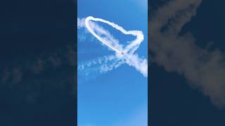 Fleur de Lis BlueAngels delta split and diamond form loop climbing blueangels magic techno [upl. by Akital]