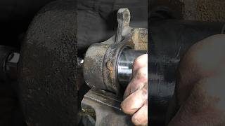 ease of brake caliper assembly using compressed air shorts [upl. by Rihana]