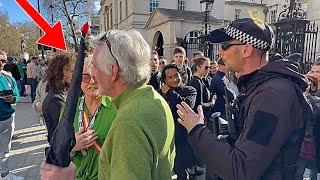 Couple REMOVED from Horse Guards by Armed Officers for Causing Breach of the Peace [upl. by Bartie231]