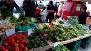 25042019 Ostern auf Kreta  Wochenmarkt in Rethymno 4K [upl. by Lihka]