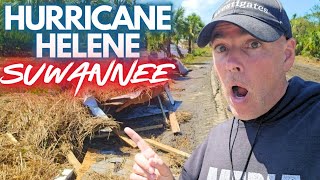 MAJOR DAMAGE Suwannee Florida Hurricane Helene LIVE [upl. by Boser168]