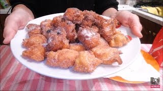 CASTAGNOLE DOLCI DI CARNEVALE CON UVETTA E CLASSICHE [upl. by Aloivaf]