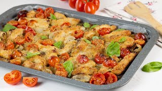 STRACCETTI DI POLLO AL FORNO CON POMODORINI E CIPOLLA [upl. by Aihsatan]