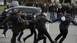 Attacken auf Polizisten QuerdenkerDemo in Kassel [upl. by Anelav]