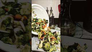 Garlic Parmesan Roasted Veggies  🥕🥬🧅🥦  Vegetsrian Recipes sidedishrecipe cookingshorts [upl. by Yobybab]