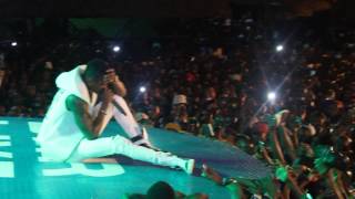 SHOO YA DIAMOND PLATNUMZ YAACHA GUMZO DAR LIVE [upl. by Rika]