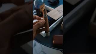 Habano cubano  Montecristo [upl. by Ylecic]