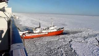 Atascados en el hielo en el crucero Princess Maria [upl. by Katha]