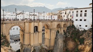 🇪🇸 Andalusien  Die gespaltene StadtРазделенный город españa [upl. by Jard311]