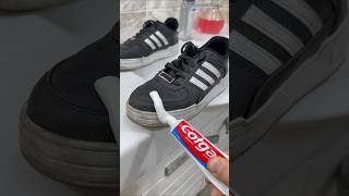 Ayakkabı Temizleme Hilesi  Shoes cleaning hack shorts cleaning shoescleaning lifehack hometips [upl. by Maclean751]