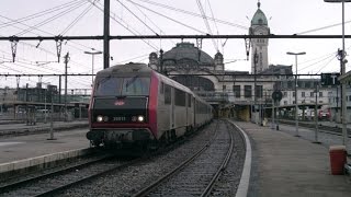 Circulations de trains sous la pluie en gare de LimogesBénédictins [upl. by Gale107]