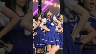 koisuru fortune cookie JKT48 chaty and michie fancam jkt48 konser [upl. by Grubb]